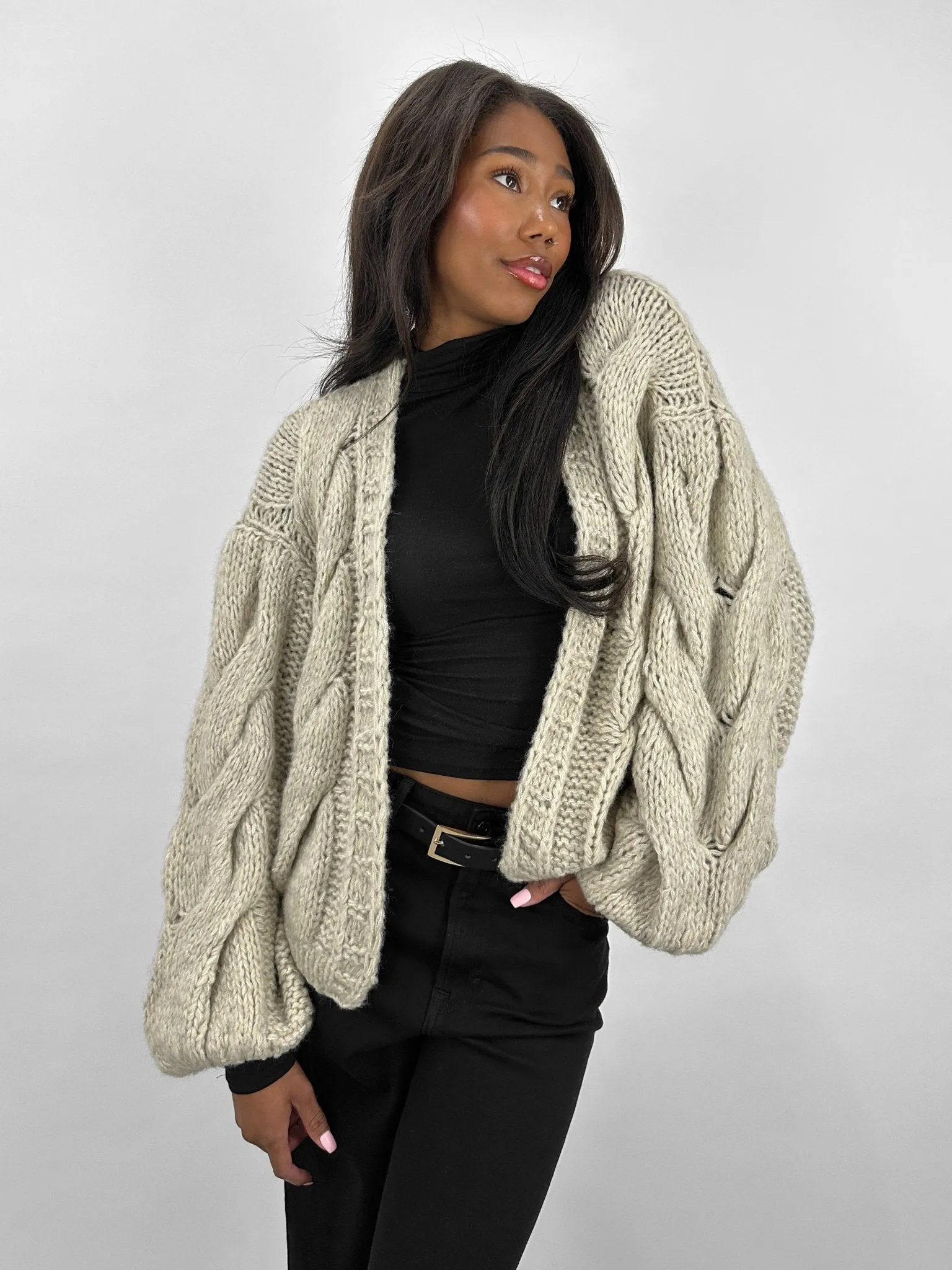 Chunky Cropped Knit Cardigan